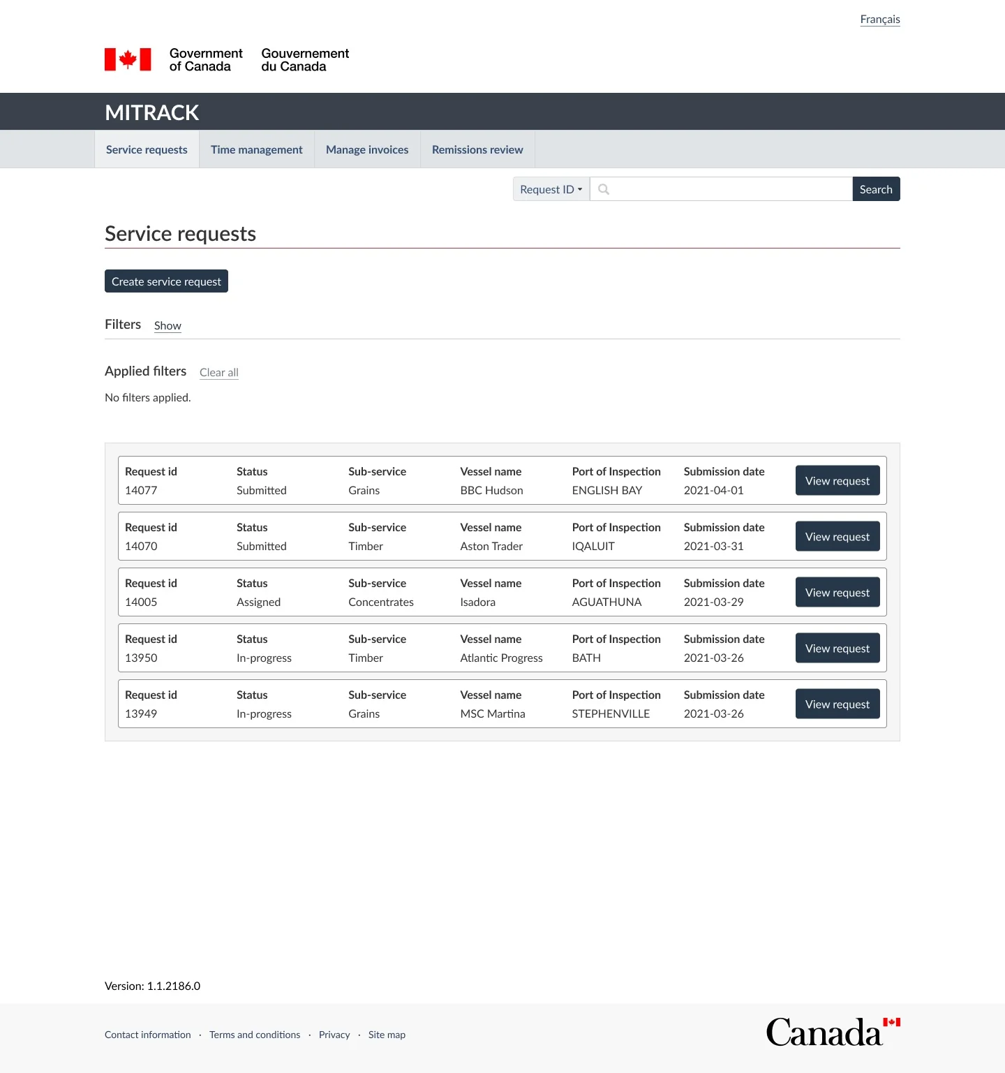 Search by request ID, create a service request and scan each request’s status, sub-service, vessel, port and submission date.